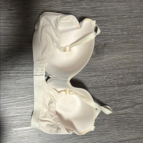 ThirdLove White Seamless Full-Coverage Bra - Picture 3 of 6